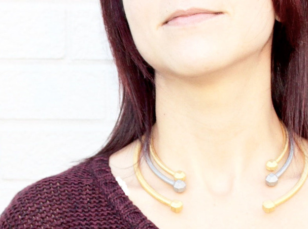 VIBES - Solid Choker Size M in Polished Gold Steel