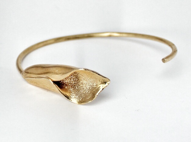 Lilly Bracelet Small in Natural Brass