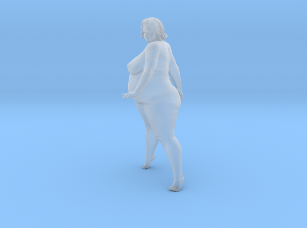 1/32 Fat Woman 002 in Smooth Fine Detail Plastic