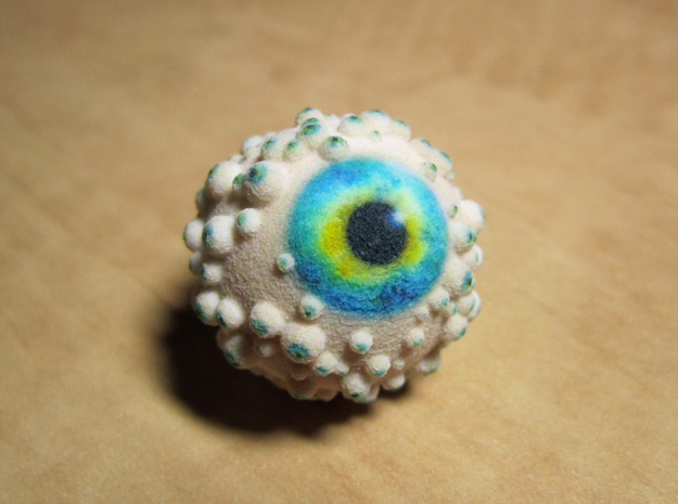 Freaky eyeball in Full Color Sandstone