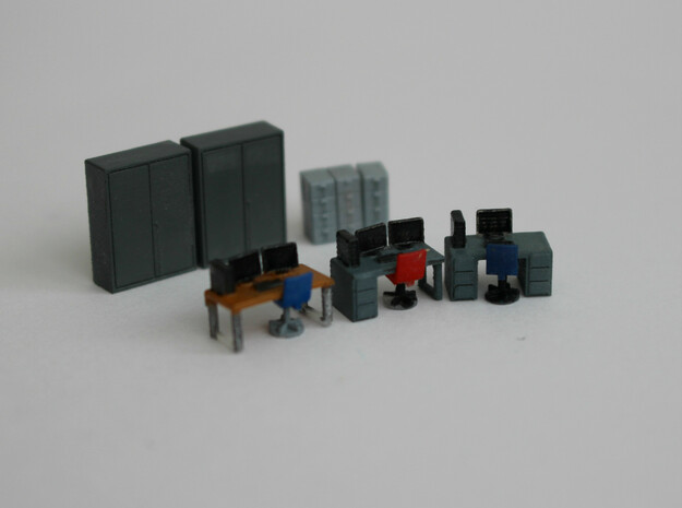 N Scale Office Furniture in Smooth Fine Detail Plastic