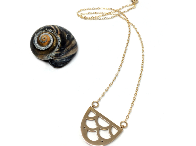 Mermaid Fish Scale pendant in Polished Bronze