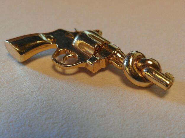 KnotN2Guns Pendant in Polished Brass