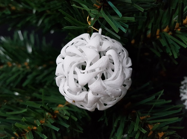Twisted Christmas Bauble