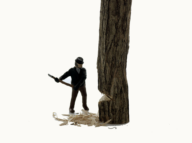 HO LOGGING Feller #1 Chopping down tree Figure in Smooth Fine Detail Plastic