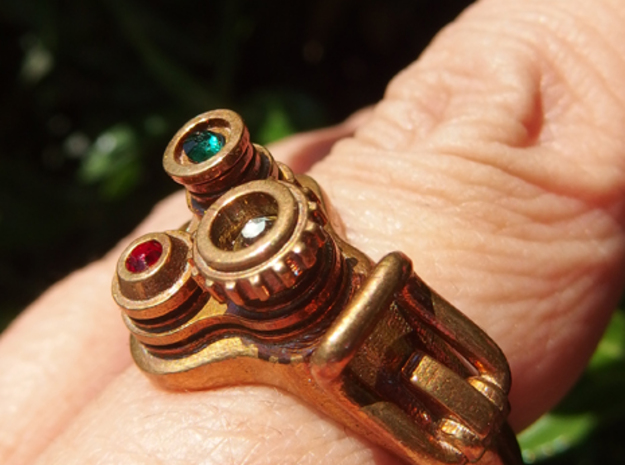 Retro movie camera Ring (Light type) in Natural Brass