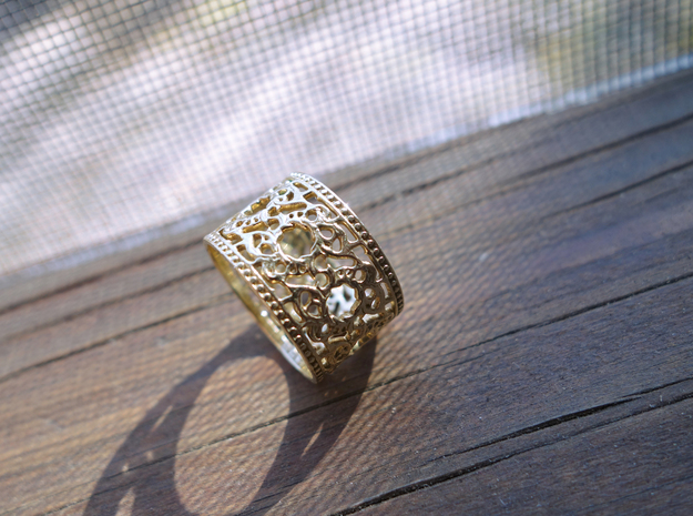 Hellena Ring in Polished Brass: 7 / 54