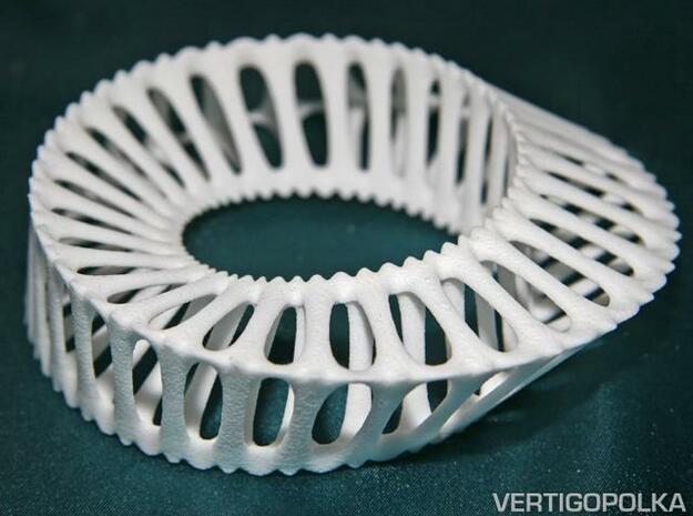 Tri Mobius Band Ribbed B 100mm in White Natural Versatile Plastic