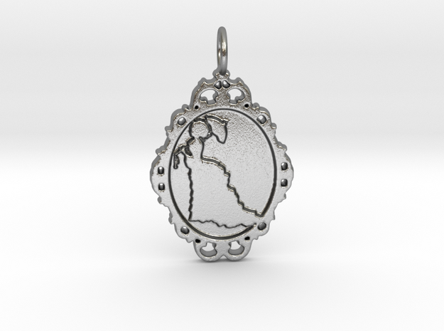 Victorian Cameo / Valentine's gift in Natural Silver
