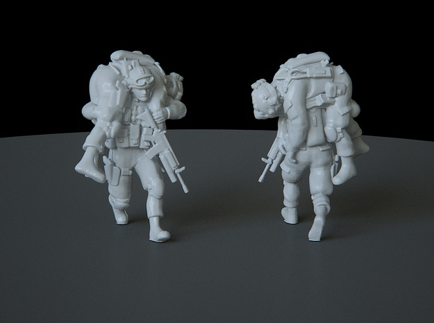 3 HO Modern Soldier (no base) in Smooth Fine Detail Plastic