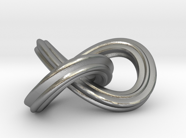 trefoil_knot_pendant in Natural Silver