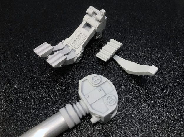Moebius EVA Pod Arms, Version 2E in Smooth Fine Detail Plastic
