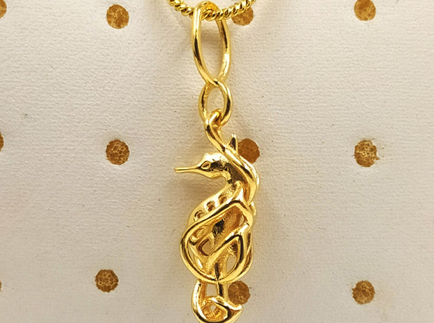 Sea horse pendant in 14k Gold Plated Brass