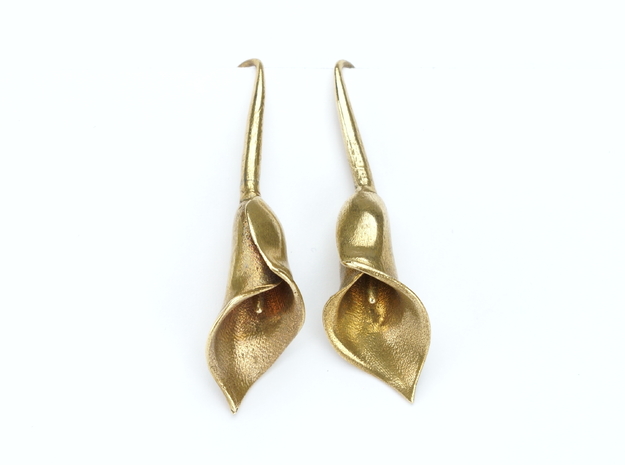 Calla lily earrings in Natural Brass