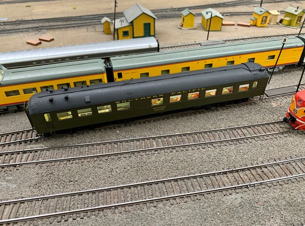 HO Southern Pacific 77-D-3 Diner Roof and Sides in Smooth Fine Detail Plastic