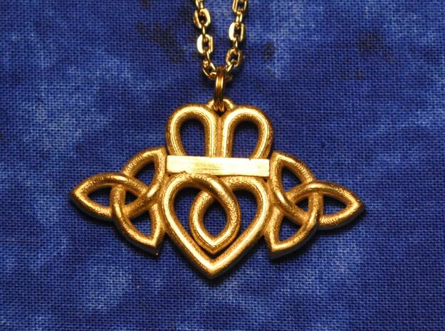 Claddagh Triquetra Pendant in Natural Brass