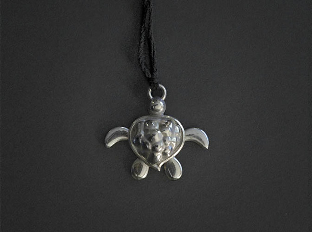 Honu Turtle in Polished Silver