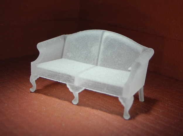 1:48 Queen Anne Sofa (Medium) in Smooth Fine Detail Plastic